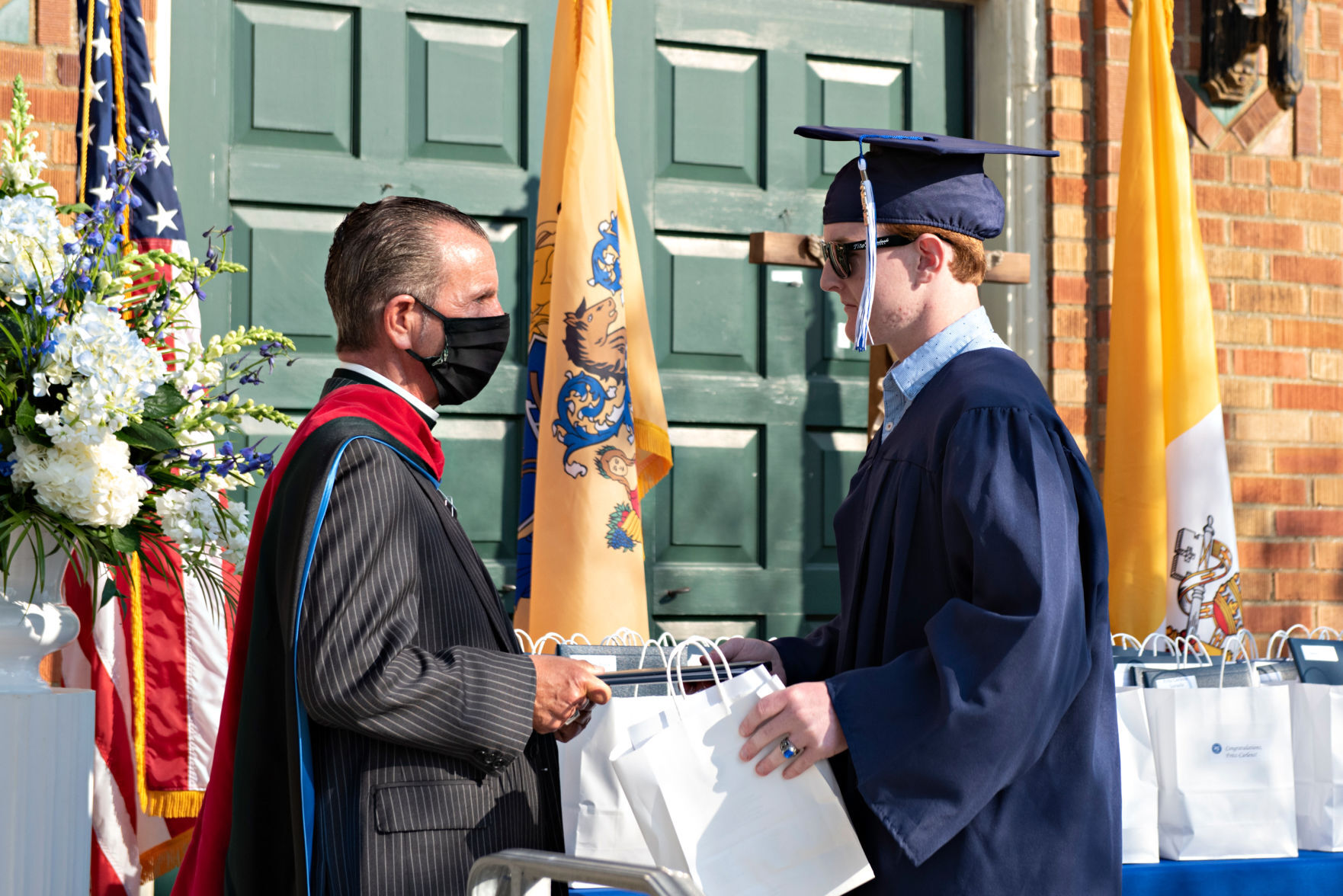 060420_nws_wildwoodcatholicgrad
